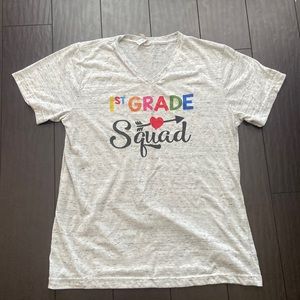 1st grade squad women’s teacher t-shirt in heather gray size M EUC